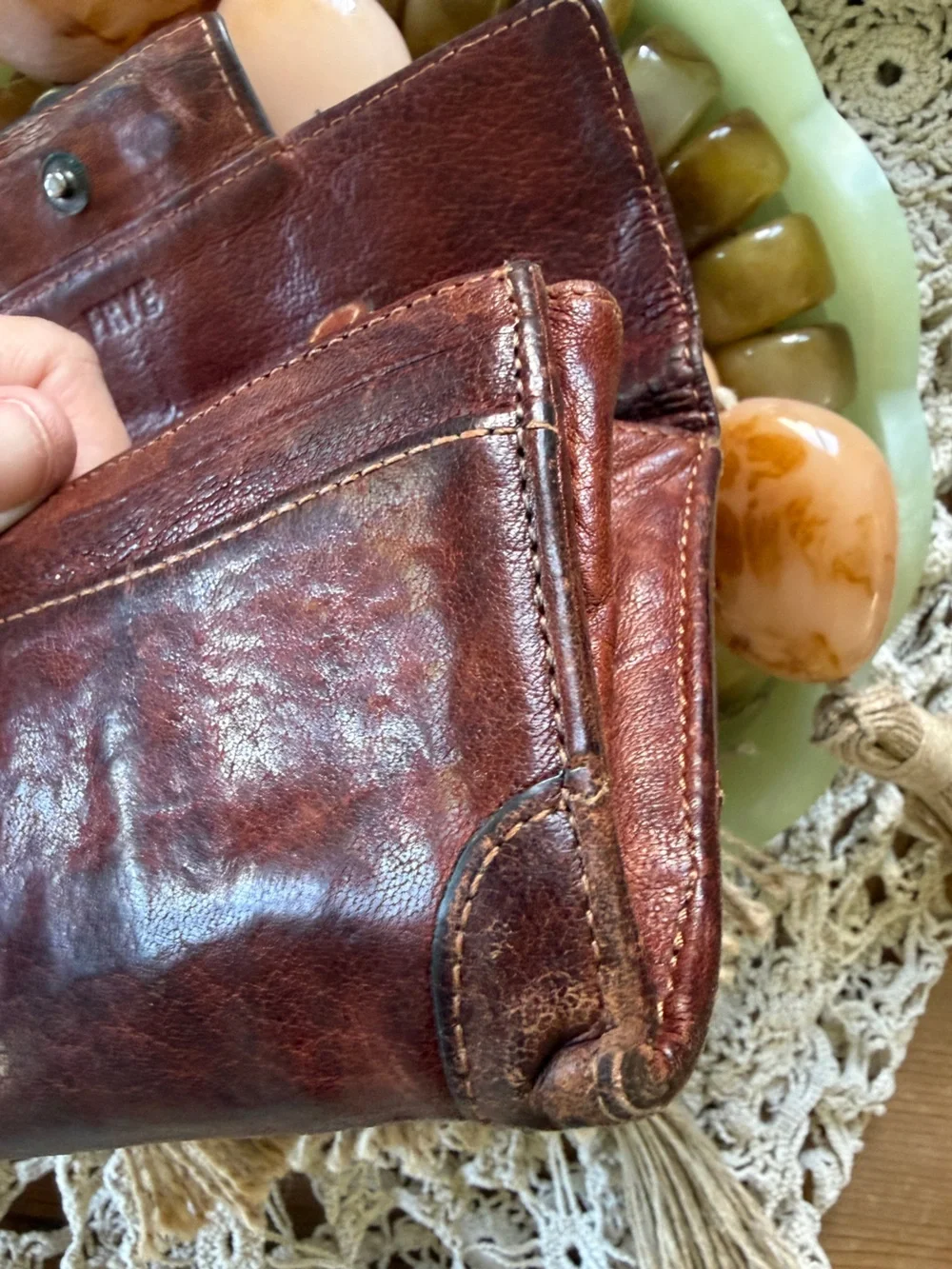 Frye Cameron Continental Cognac Rust Brown Leather Clutch Wallet